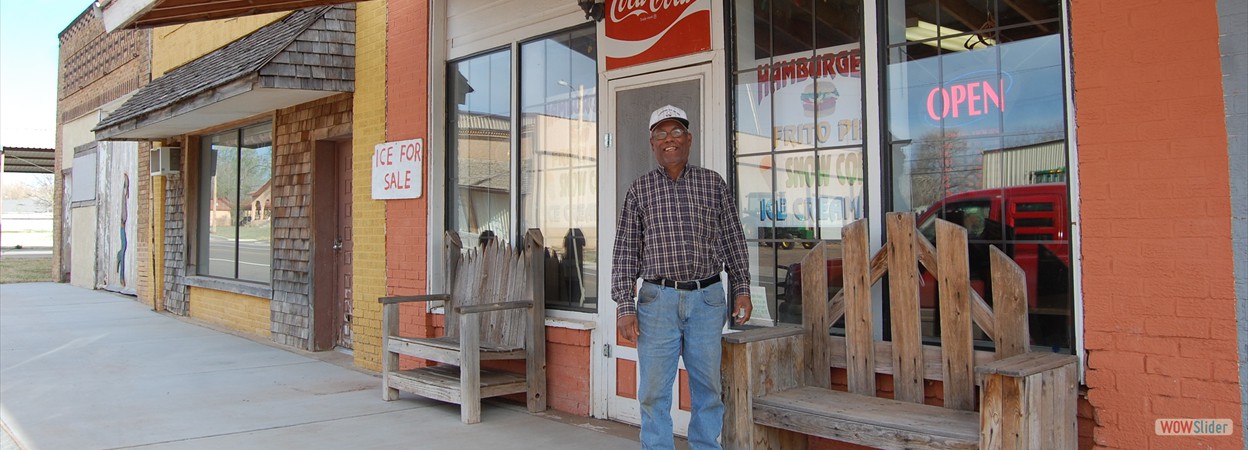 GALVAN'S SNACK SHOP